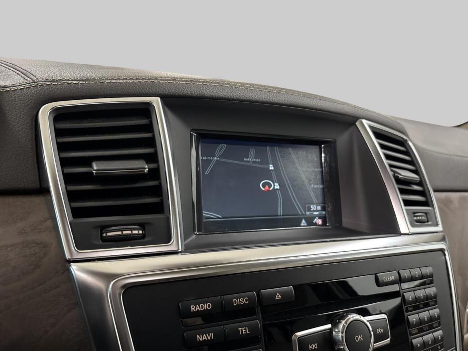 MERCEDES-BENZ GL 2013