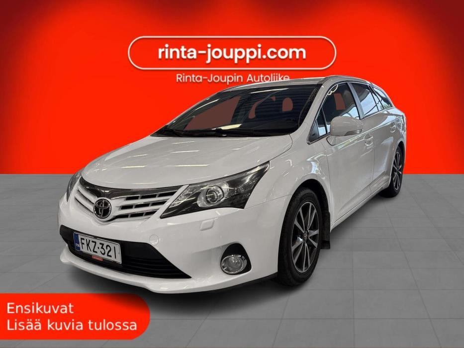 TOYOTA Avensis 2013
