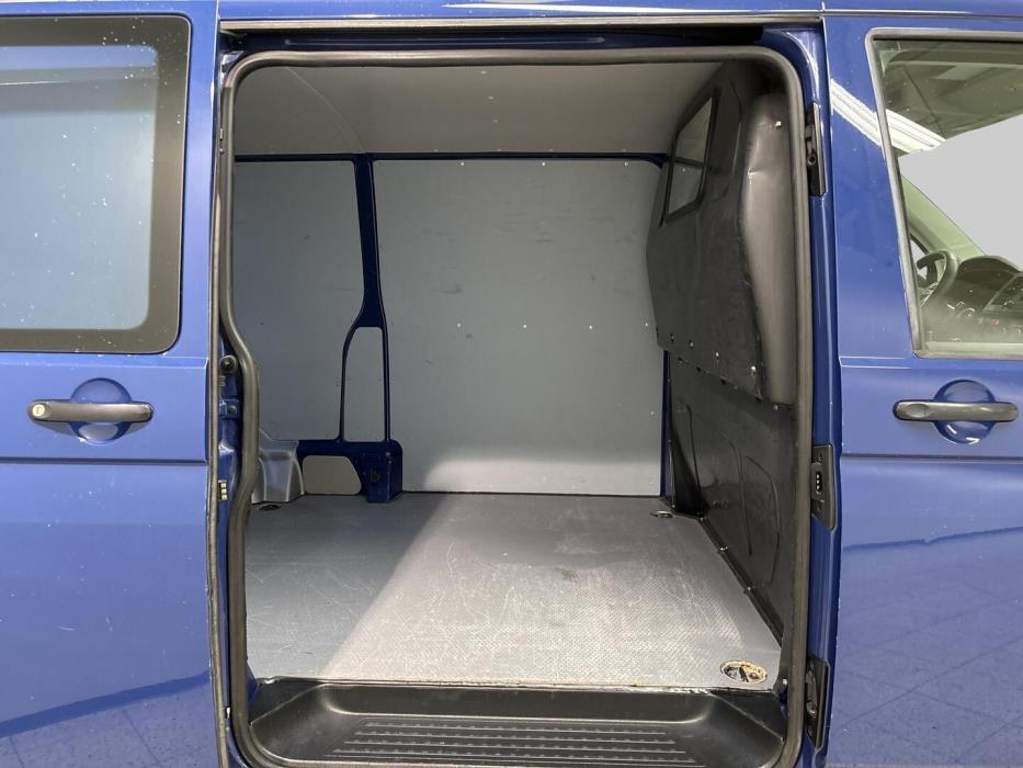 VOLKSWAGEN Transporter 2017