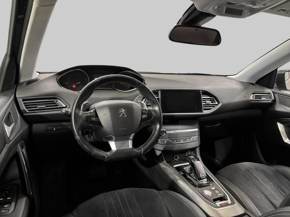 PEUGEOT 308 2018