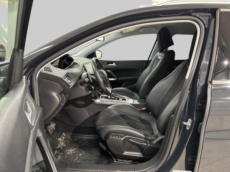 PEUGEOT 308 2018
