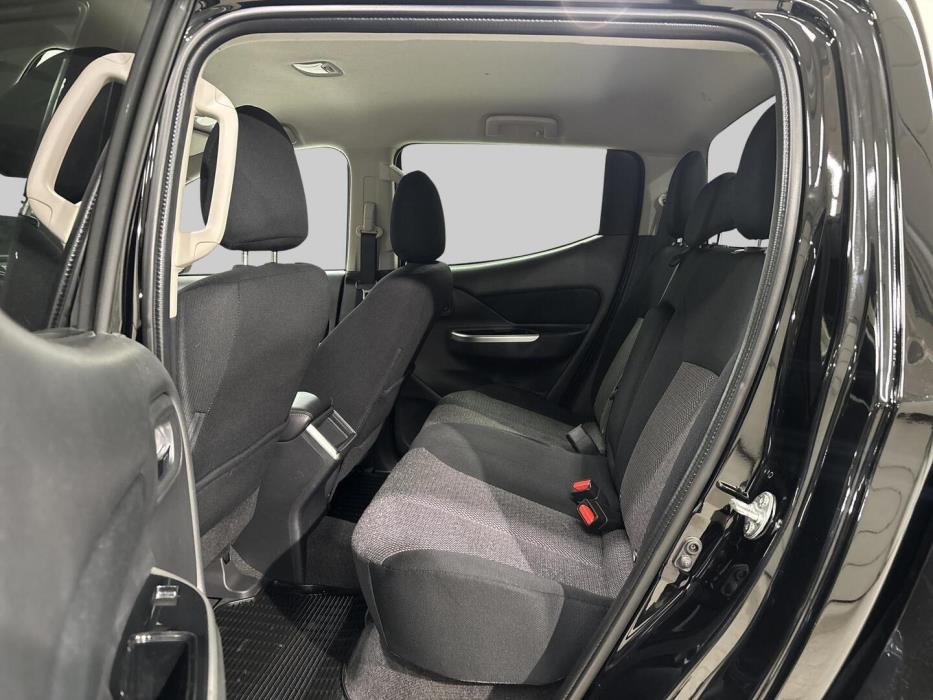 MITSUBISHI L200 2021