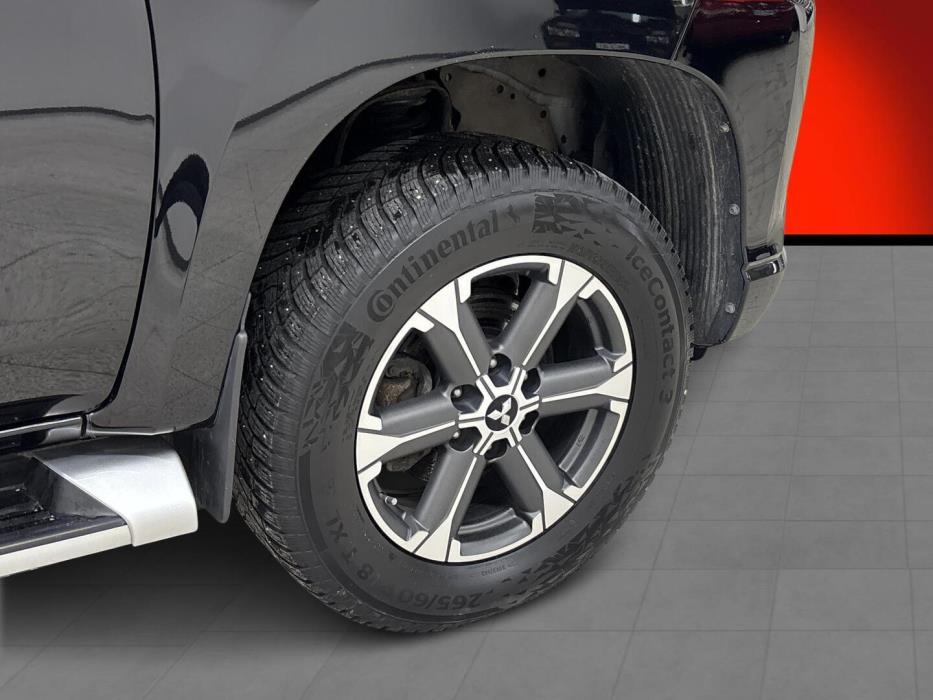 MITSUBISHI L200 2021