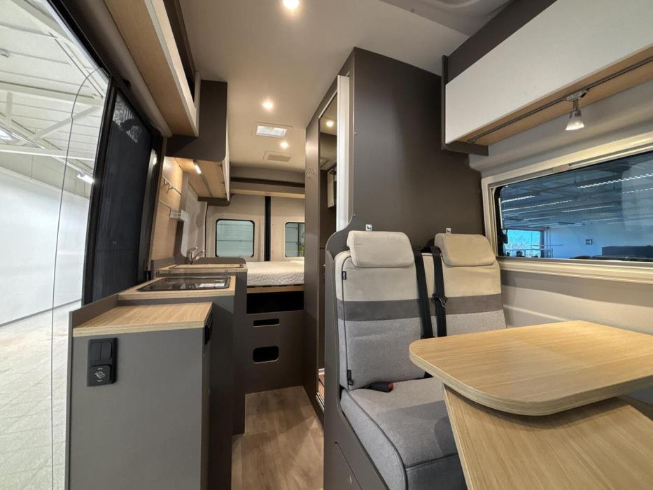 LMC INNOVAN 590 2023