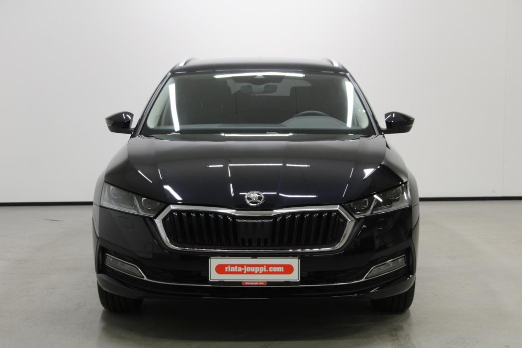 SKODA OCTAVIA 2021