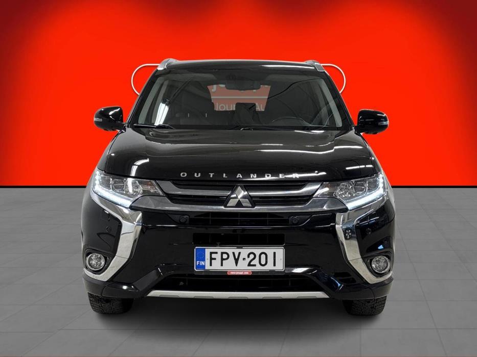 MITSUBISHI OUTLANDER PHEV 2016