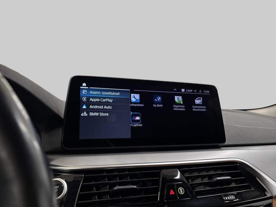 BMW 530 2021