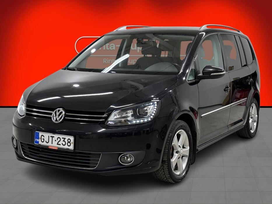 VOLKSWAGEN Touran 2011