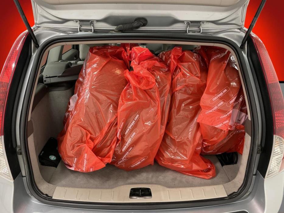 VOLVO V50 2011