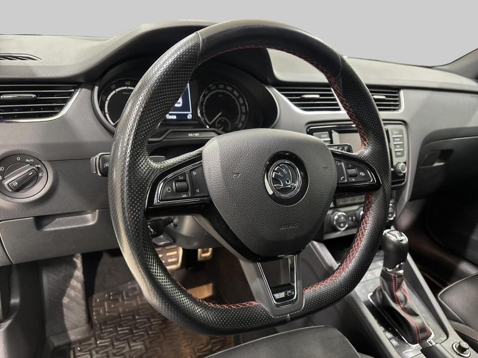 SKODA Octavia 2015