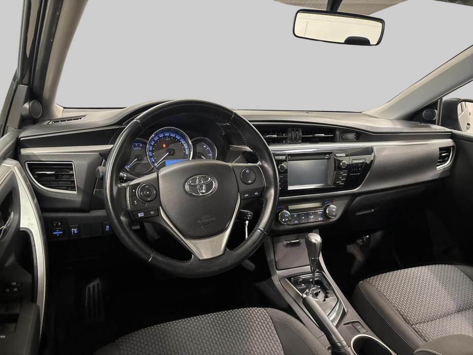 TOYOTA Corolla 2016