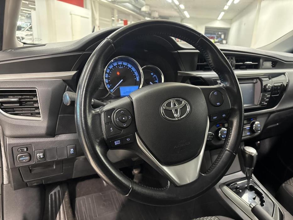 TOYOTA Corolla 2016