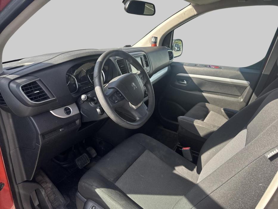 PEUGEOT Traveller 2019