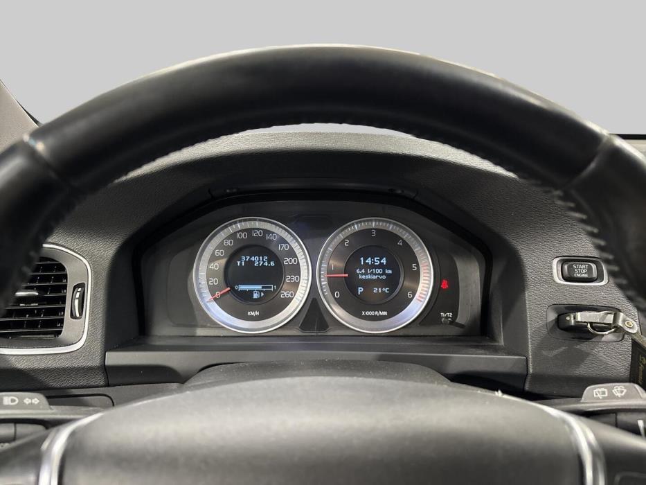 VOLVO V60 2012