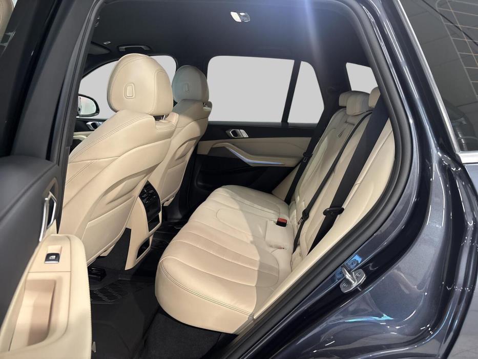 BMW X5 2021