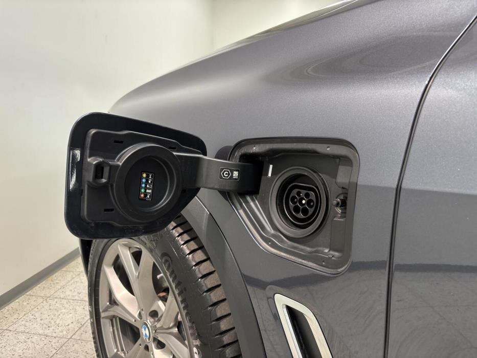 BMW X5 2021
