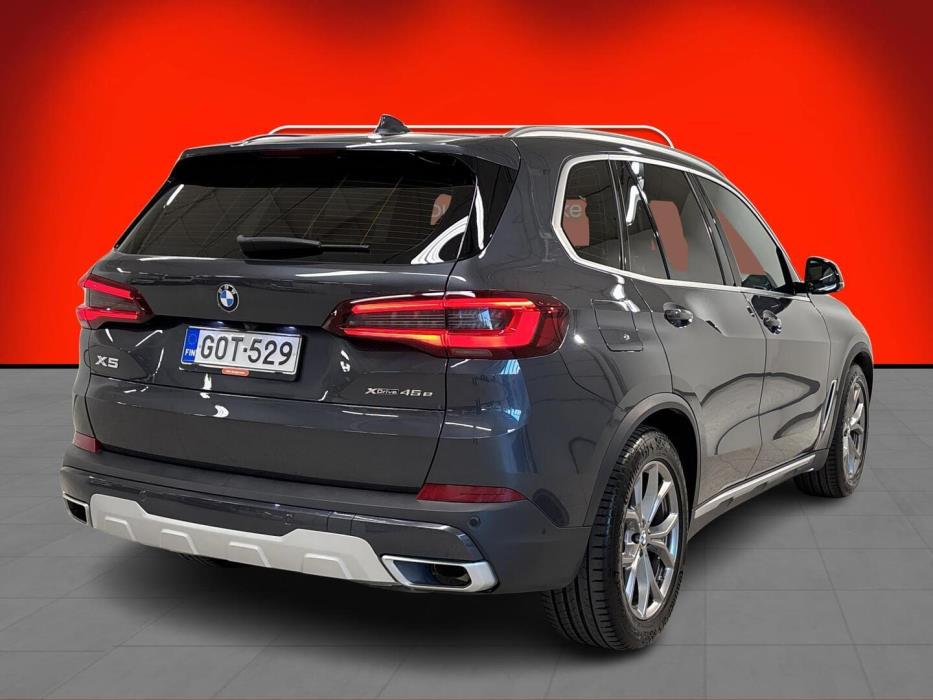 BMW X5 2021