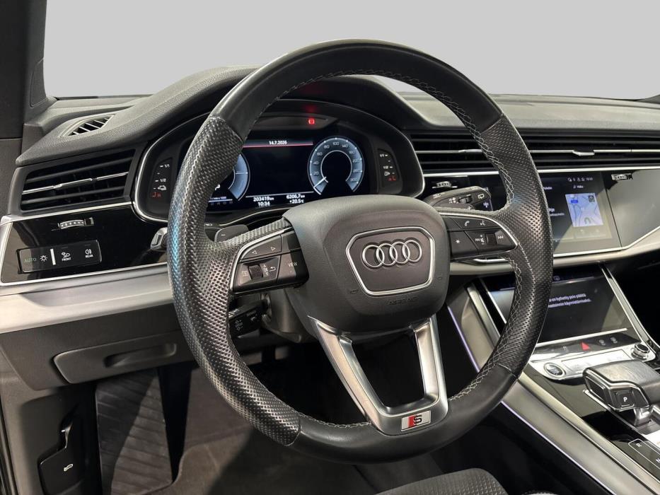 AUDI Q7 2020
