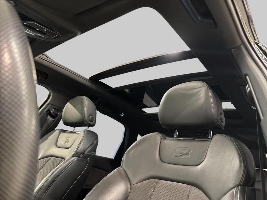 AUDI Q7 2020
