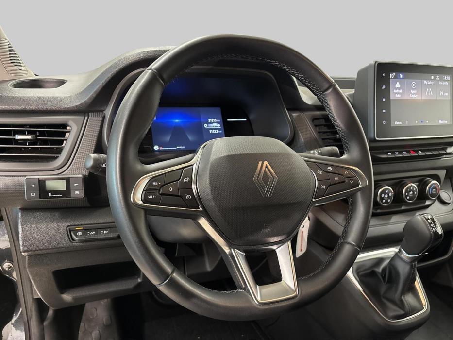 RENAULT Trafic 2025