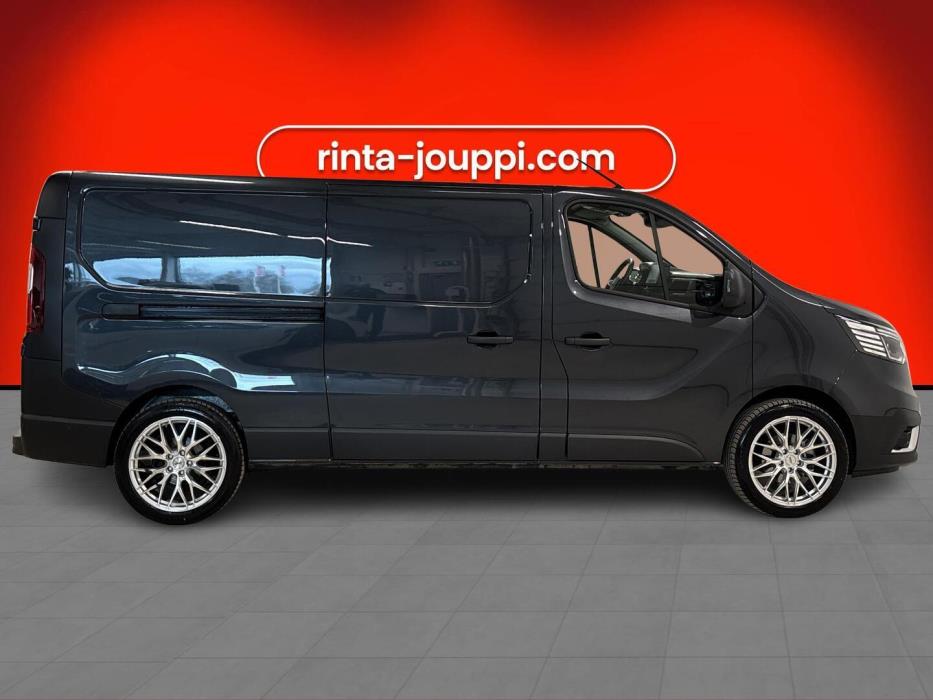 RENAULT Trafic 2025