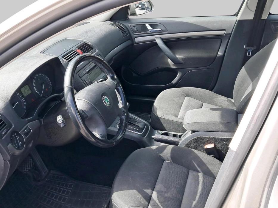 SKODA Octavia 2006