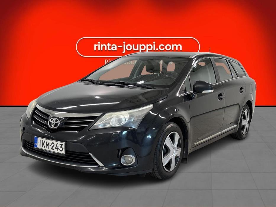 TOYOTA Avensis 2012