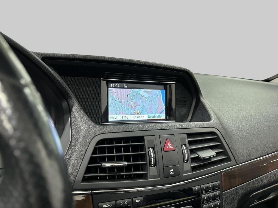 MERCEDES-BENZ E 2010