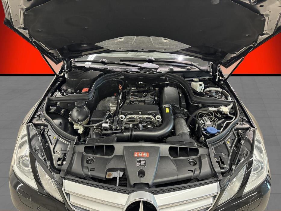 MERCEDES-BENZ E 2010