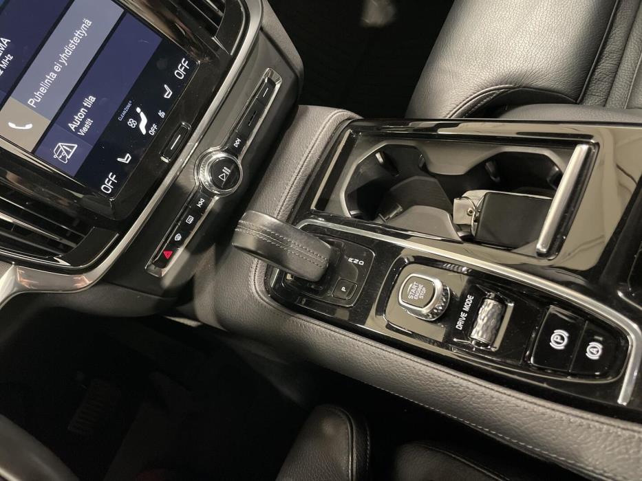 VOLVO S90 2021