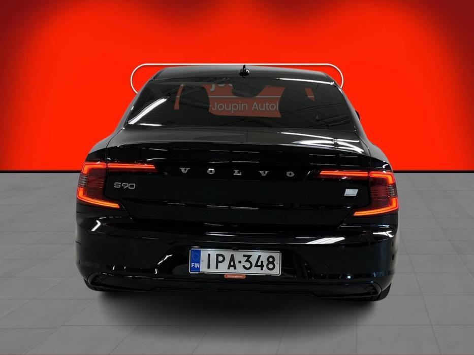 VOLVO S90 2021