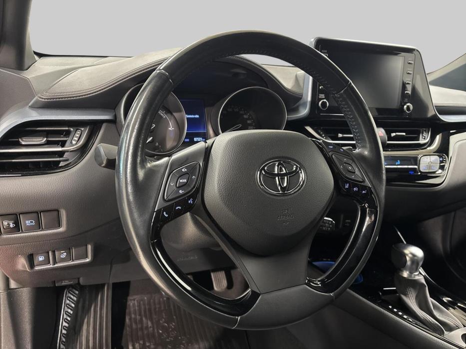 TOYOTA C-HR 2022