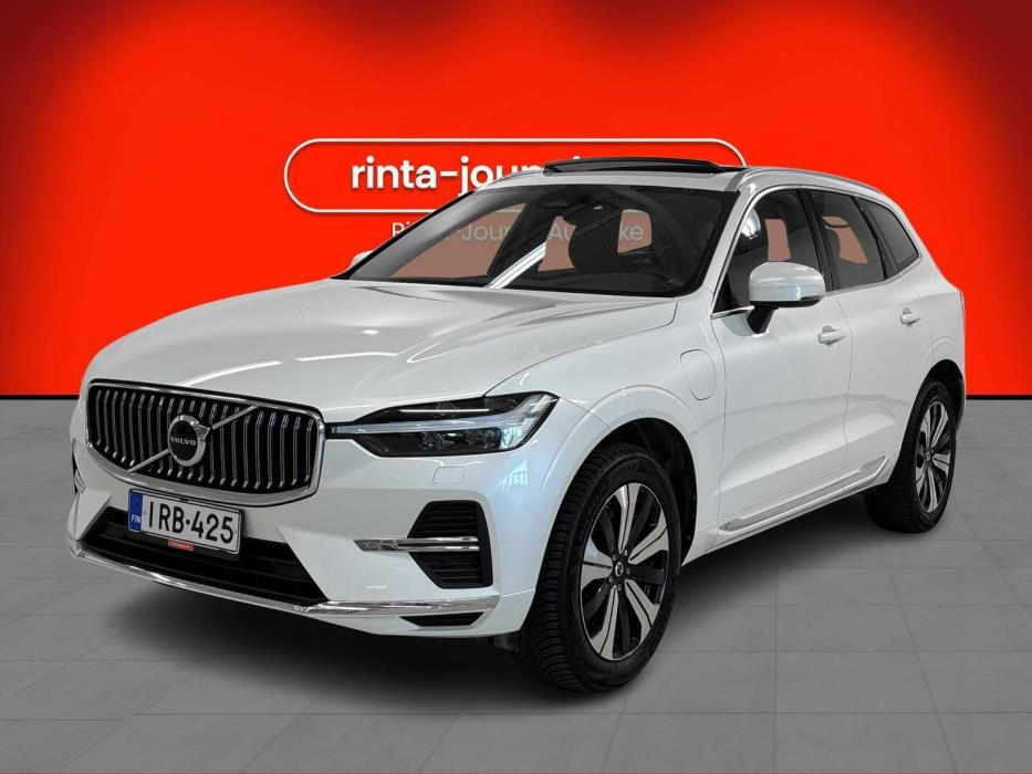 VOLVO XC60 2023