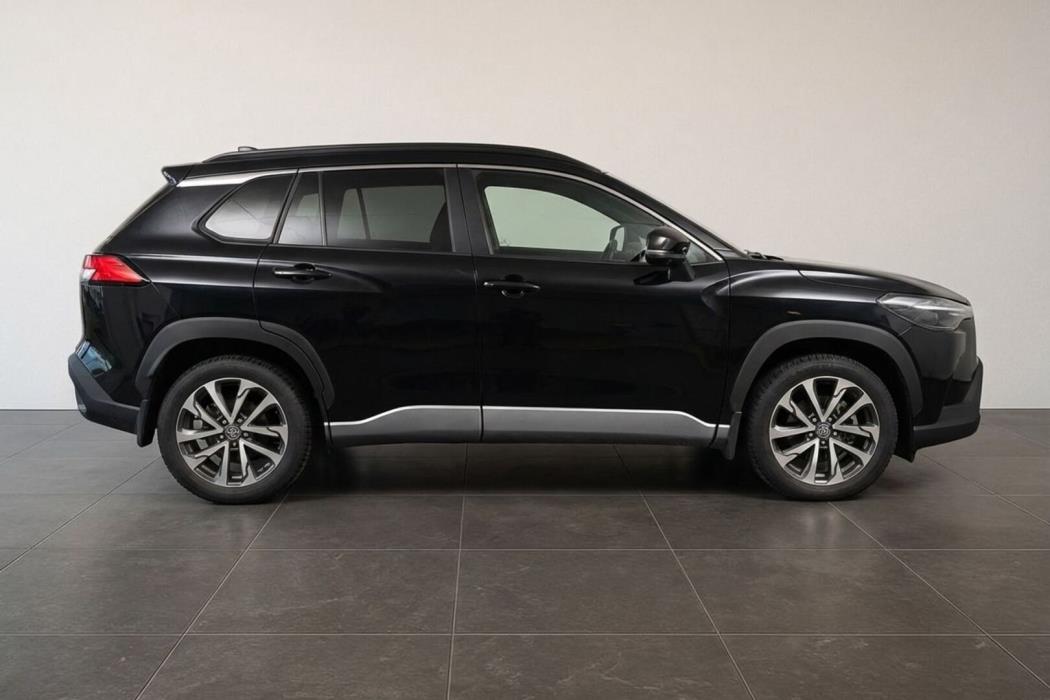 TOYOTA COROLLA CROSS 2024