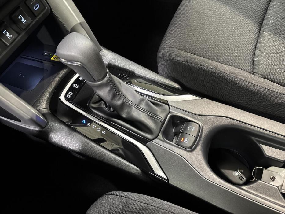 TOYOTA COROLLA CROSS 2025