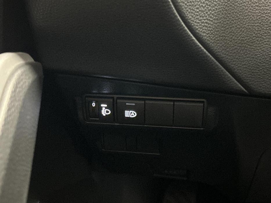 TOYOTA COROLLA CROSS 2025