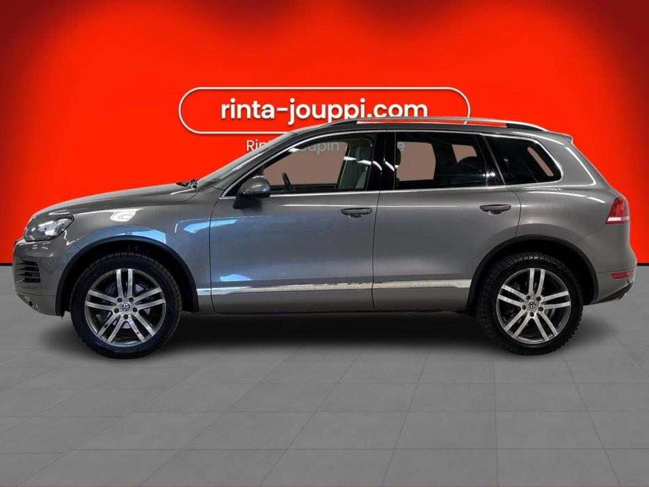 VOLKSWAGEN Touareg 2011