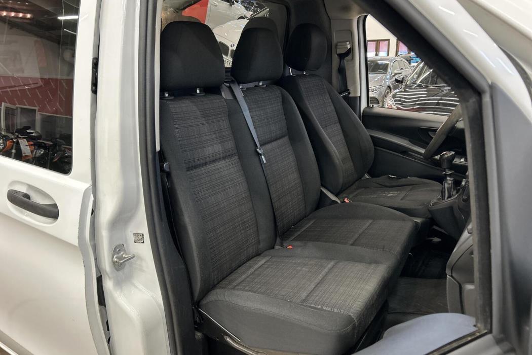 MERCEDES-BENZ Vito 2016