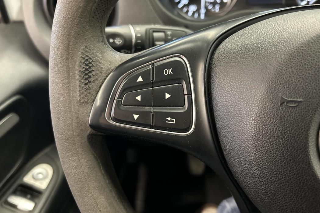 MERCEDES-BENZ Vito 2016