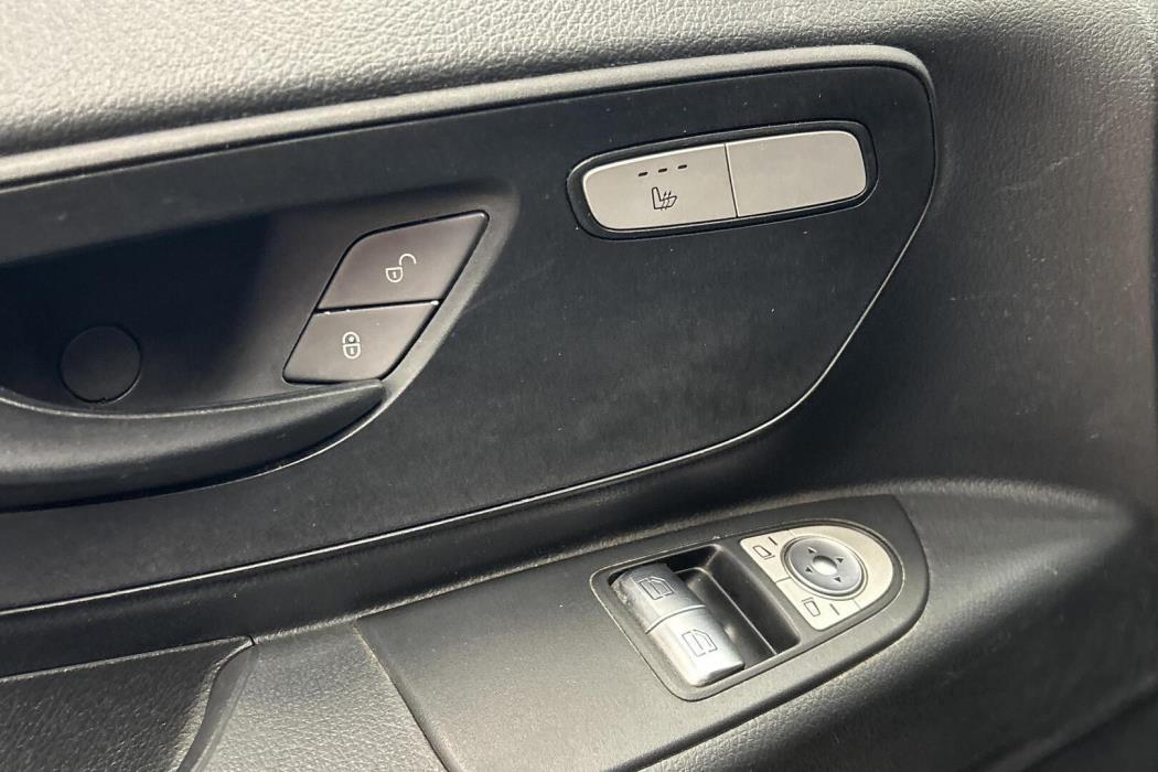 MERCEDES-BENZ Vito 2016