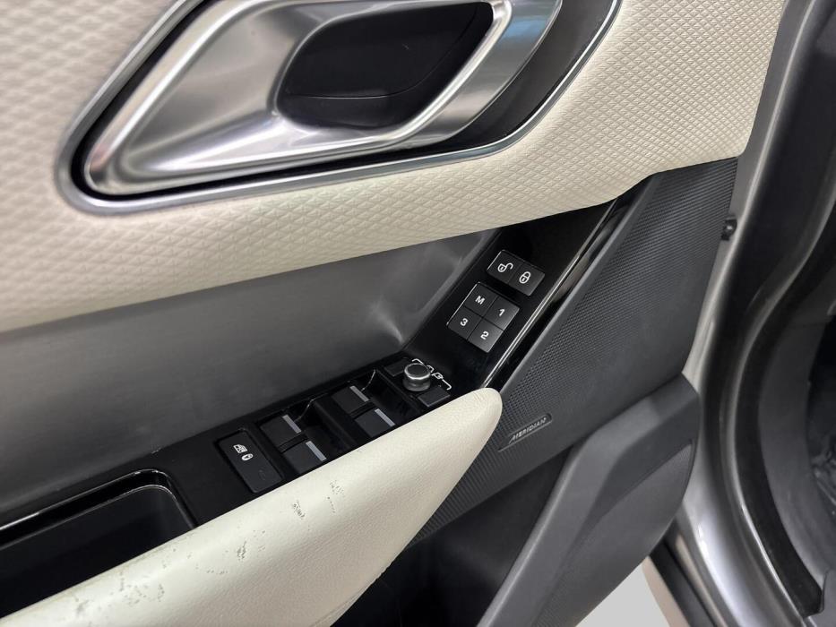LAND ROVER Range Rover Velar 2017