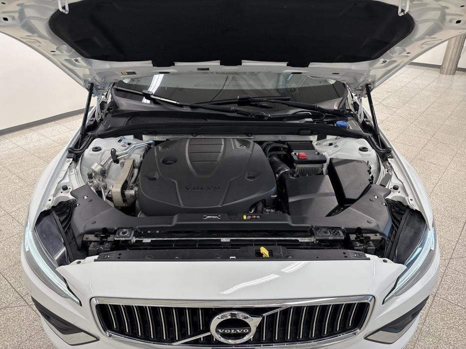VOLVO V60 2019