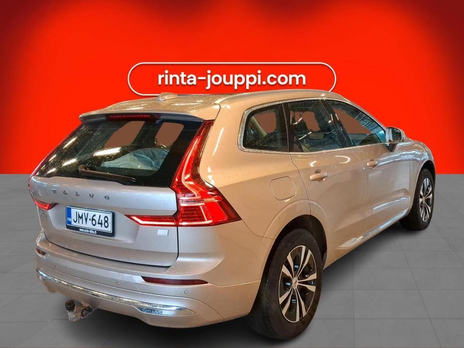 VOLVO XC60 2023