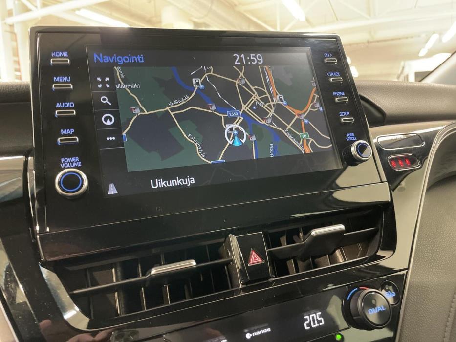 TOYOTA CAMRY 2023