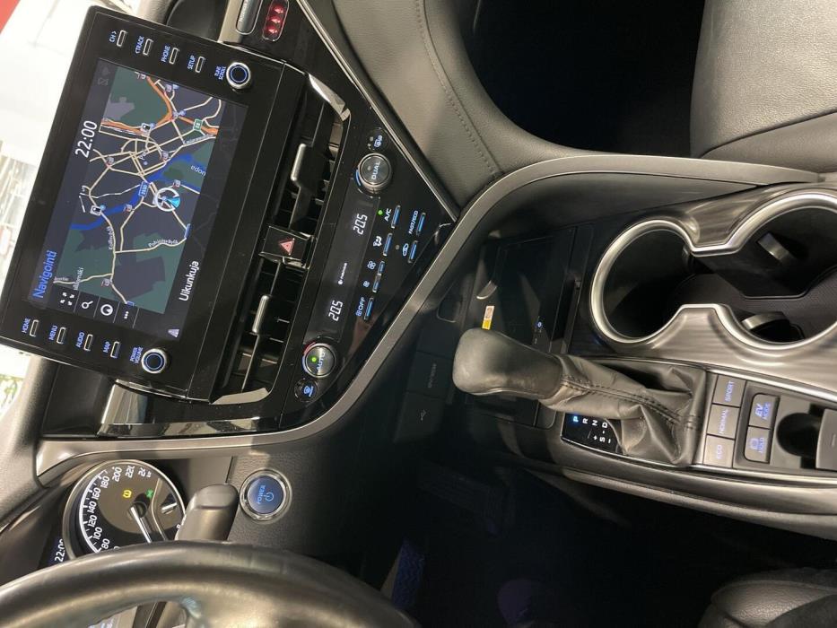 TOYOTA CAMRY 2023