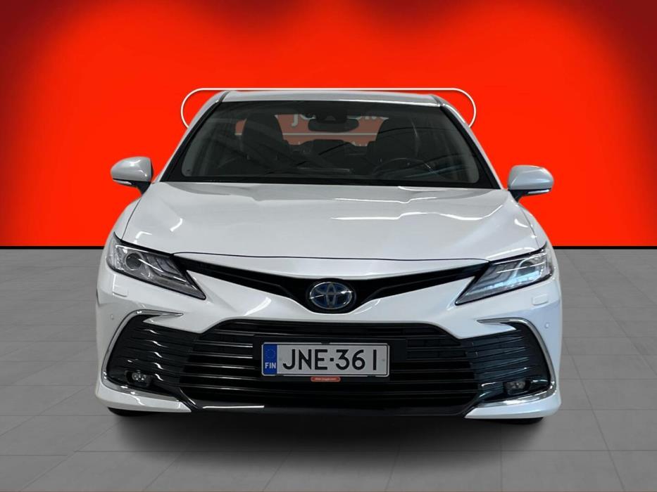 TOYOTA CAMRY 2023