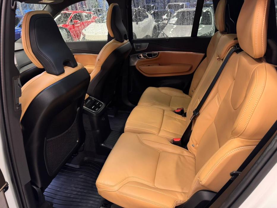 VOLVO XC90 2025