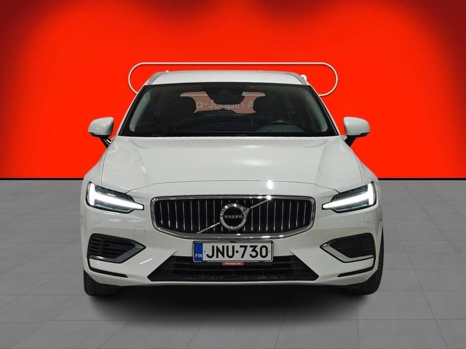 VOLVO V60 2021