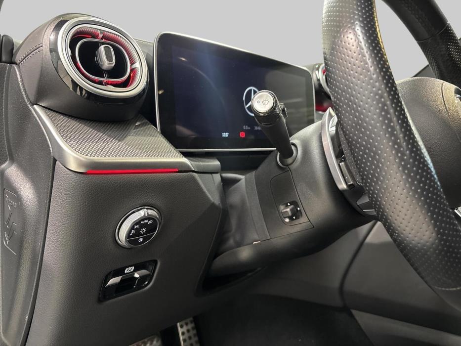 MERCEDES-BENZ GLC 2024