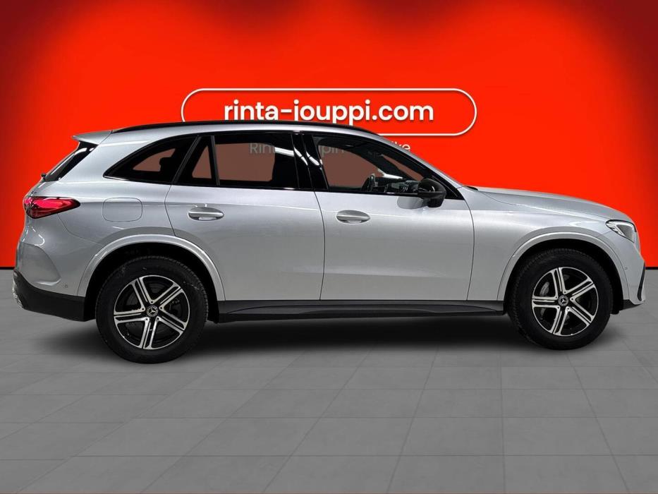 MERCEDES-BENZ GLC 2024